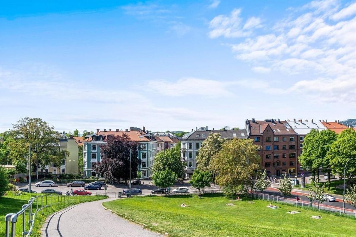 Downtown King Bed Fashionable Leilighet Oslo